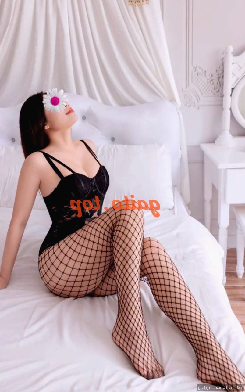 Tường Vi – Vòng 1 khủng, phục vụ hết mình – Gọi là có – Nam Từ Liêm, Hà Nội – ảnh 9